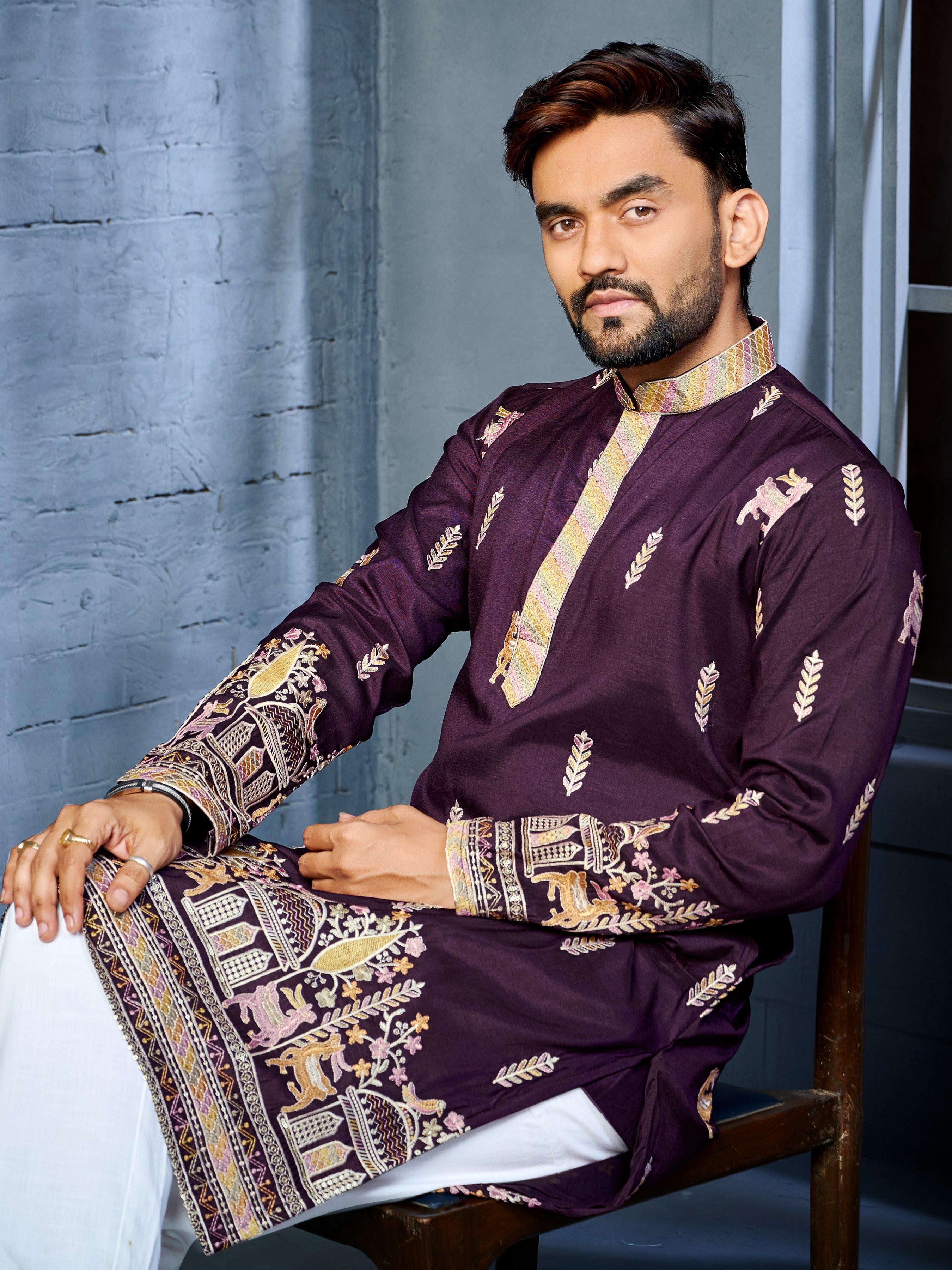 Men’s  Silk Kurta with Deer Embroidery Wine