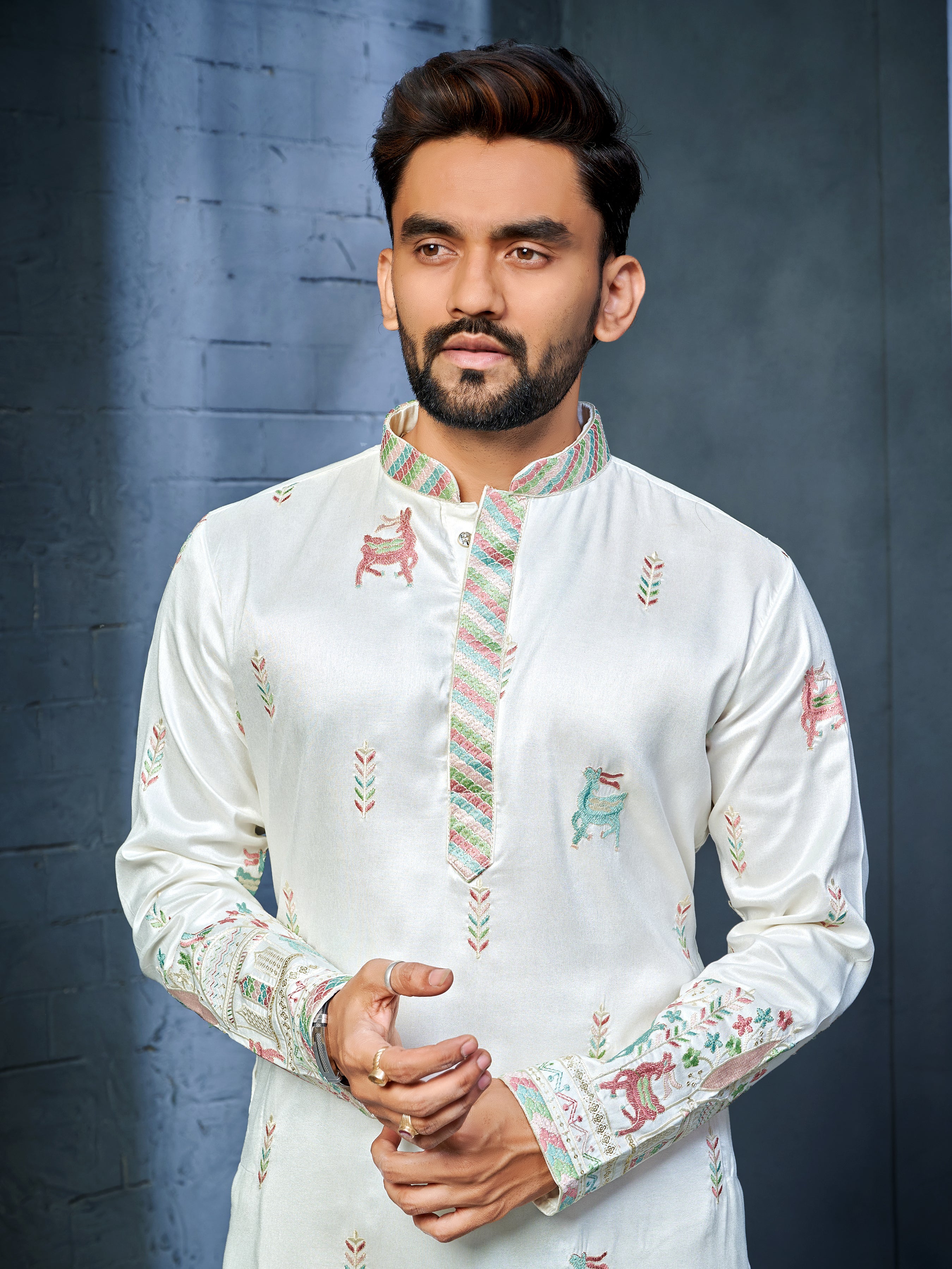 Men’s  Silk Kurta with Deer Embroidery White