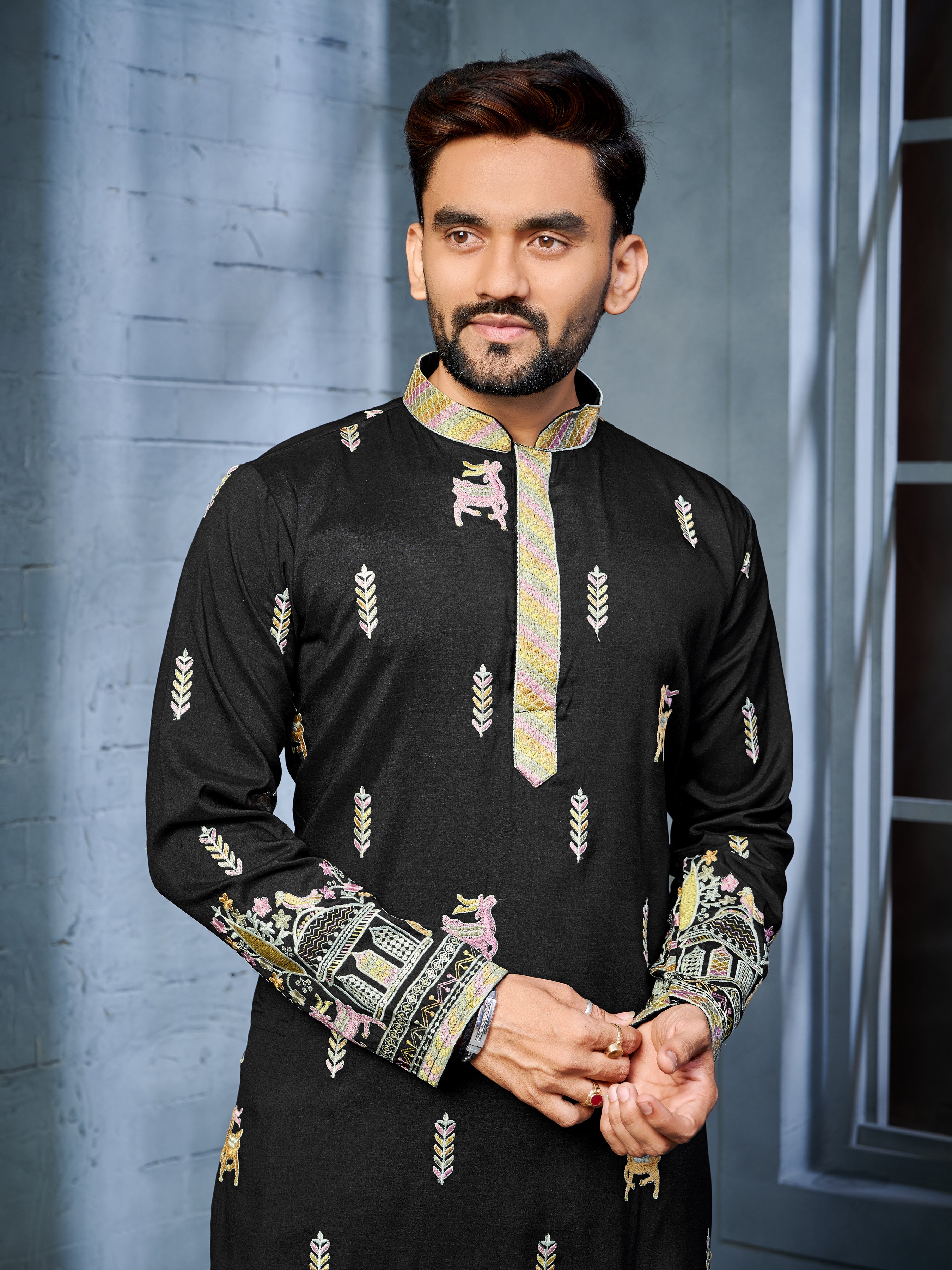 Men’s  Silk Kurta with Deer Embroidery Black