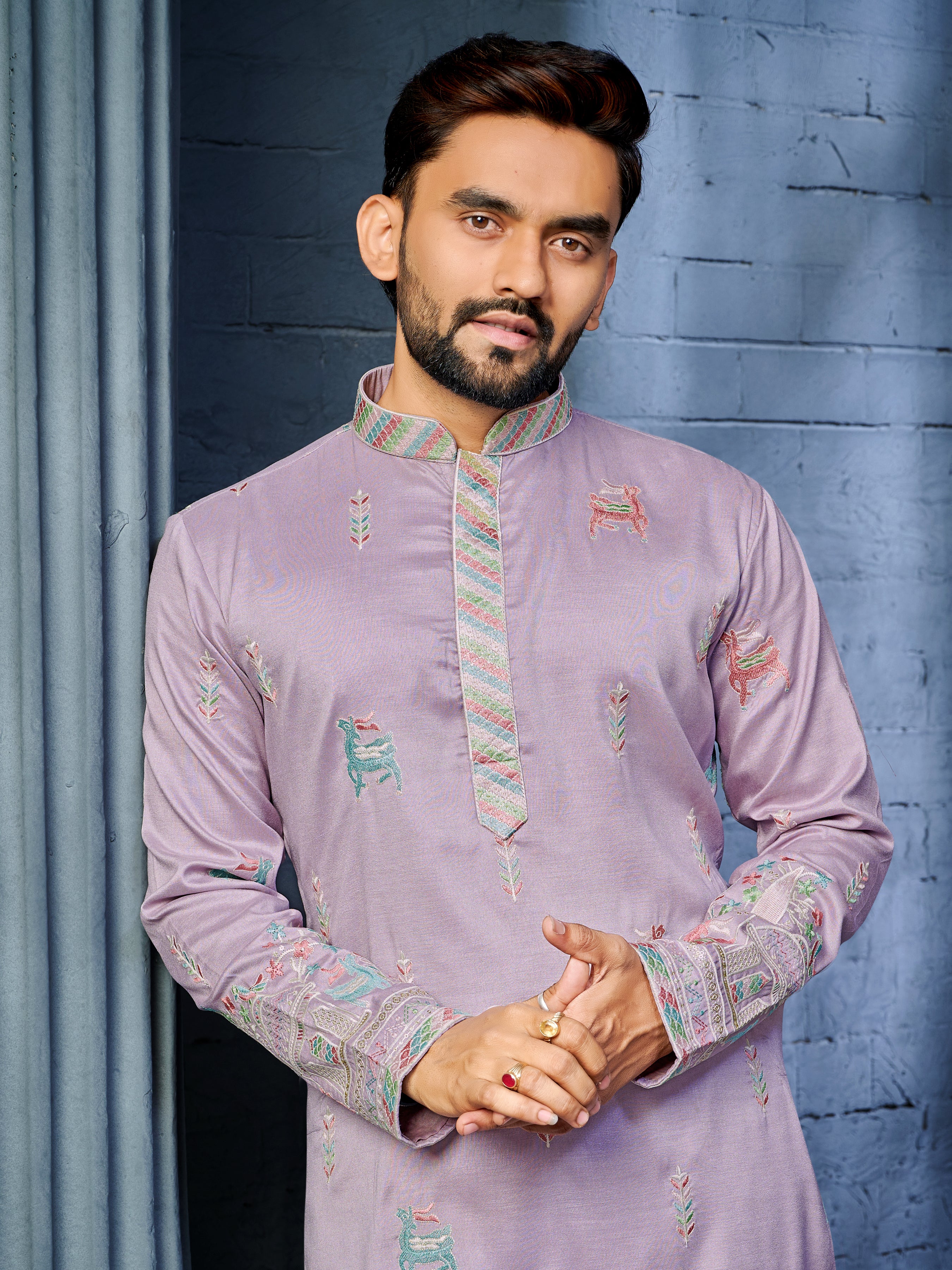 Men’s  Silk Kurta with Deer Embroidery Lavender