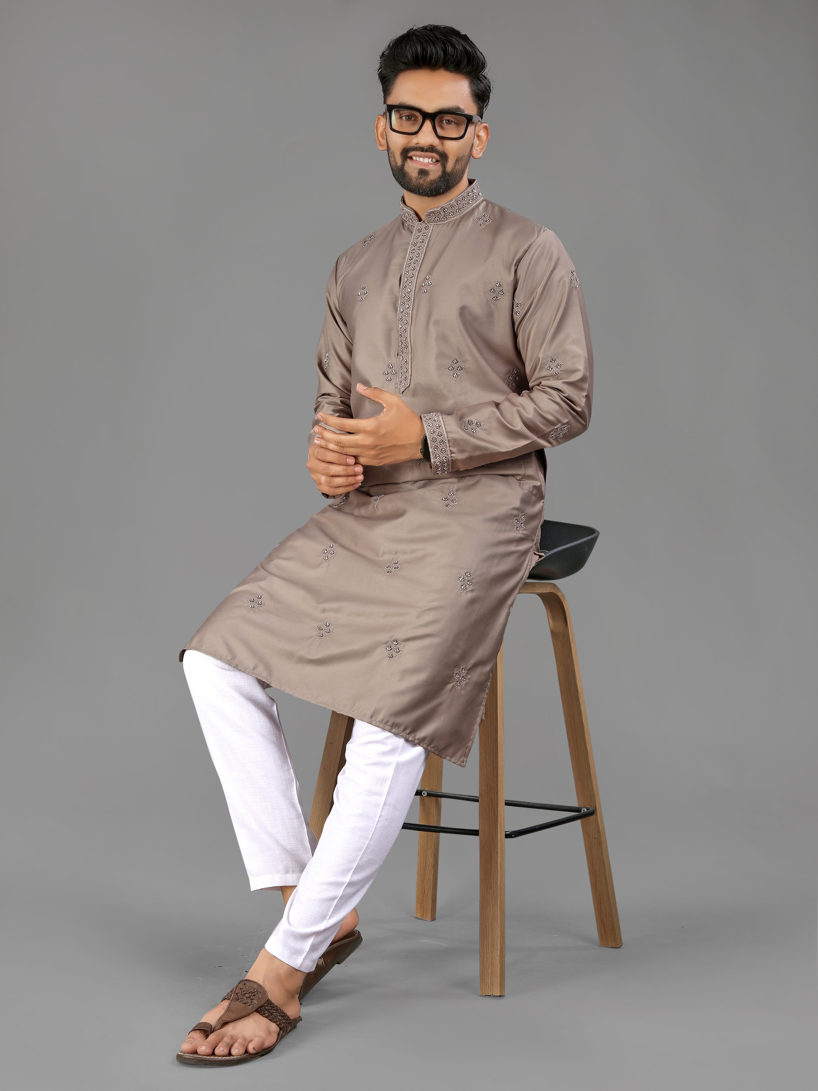 Men’s Val Moti Work Cotton Kurta Mashroom Grey