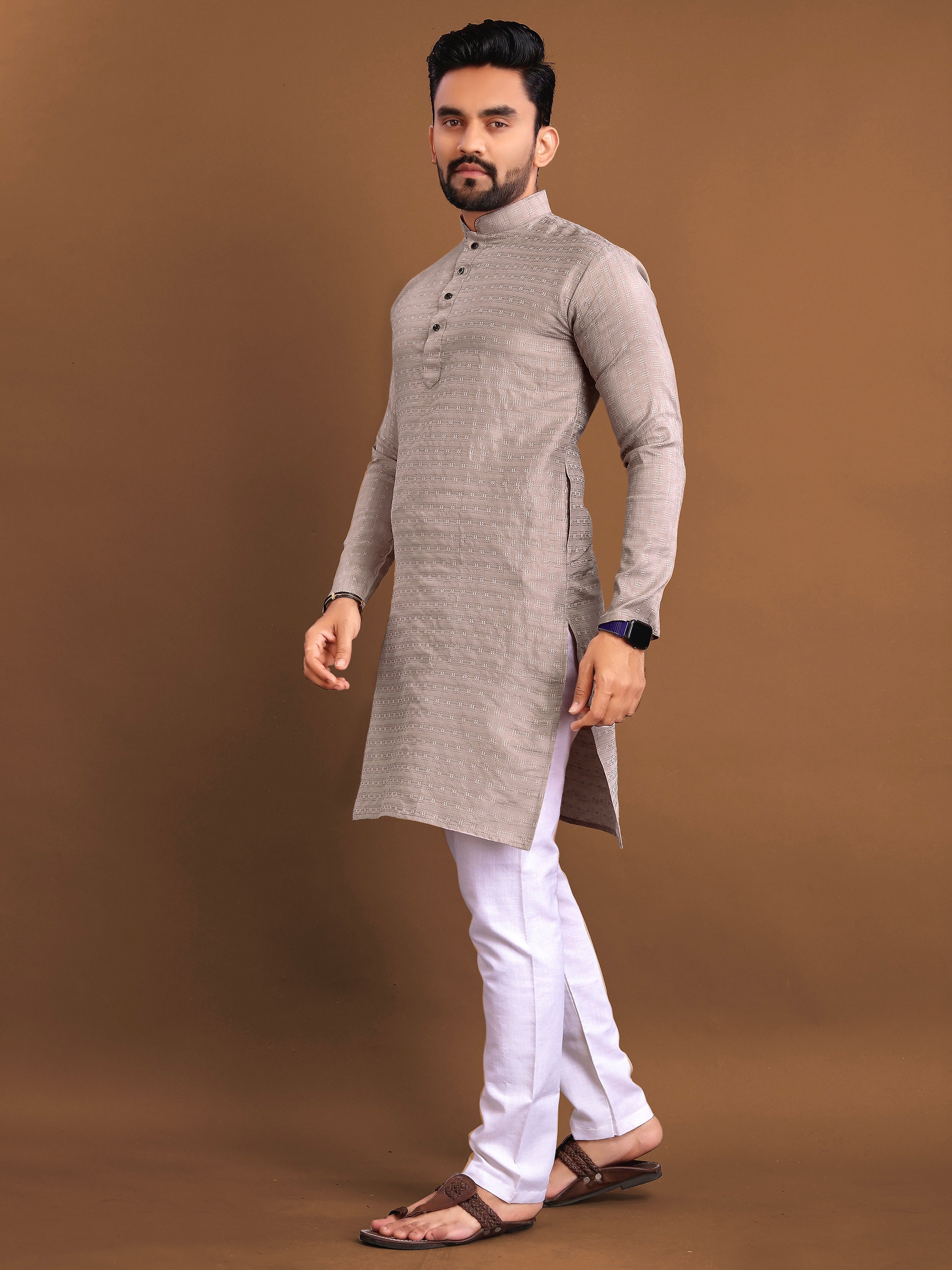Men’s Jacquard Kurta with Self-Buti Grey