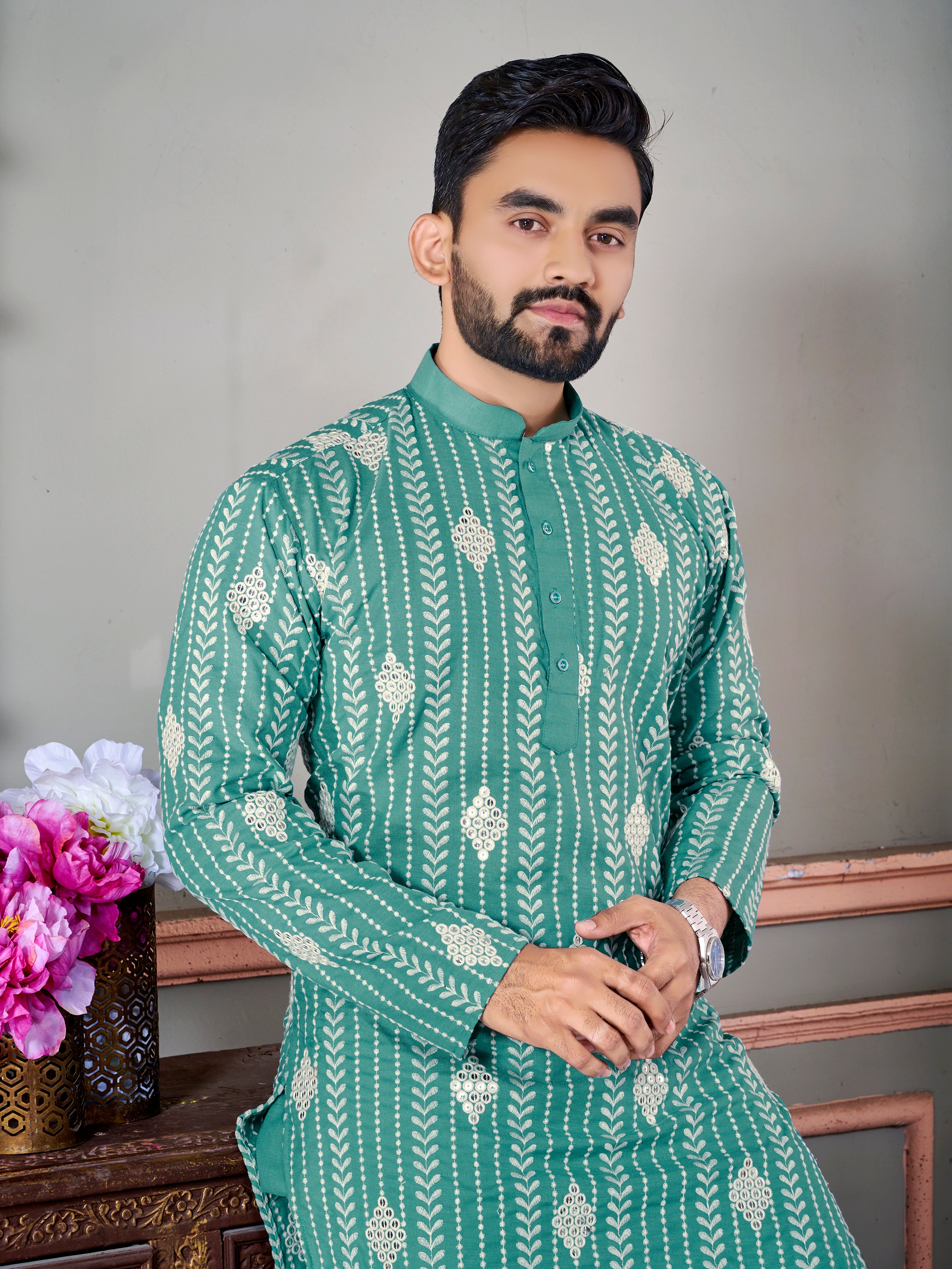 Van-Tara Luxe Linen Bottle Green Kurta