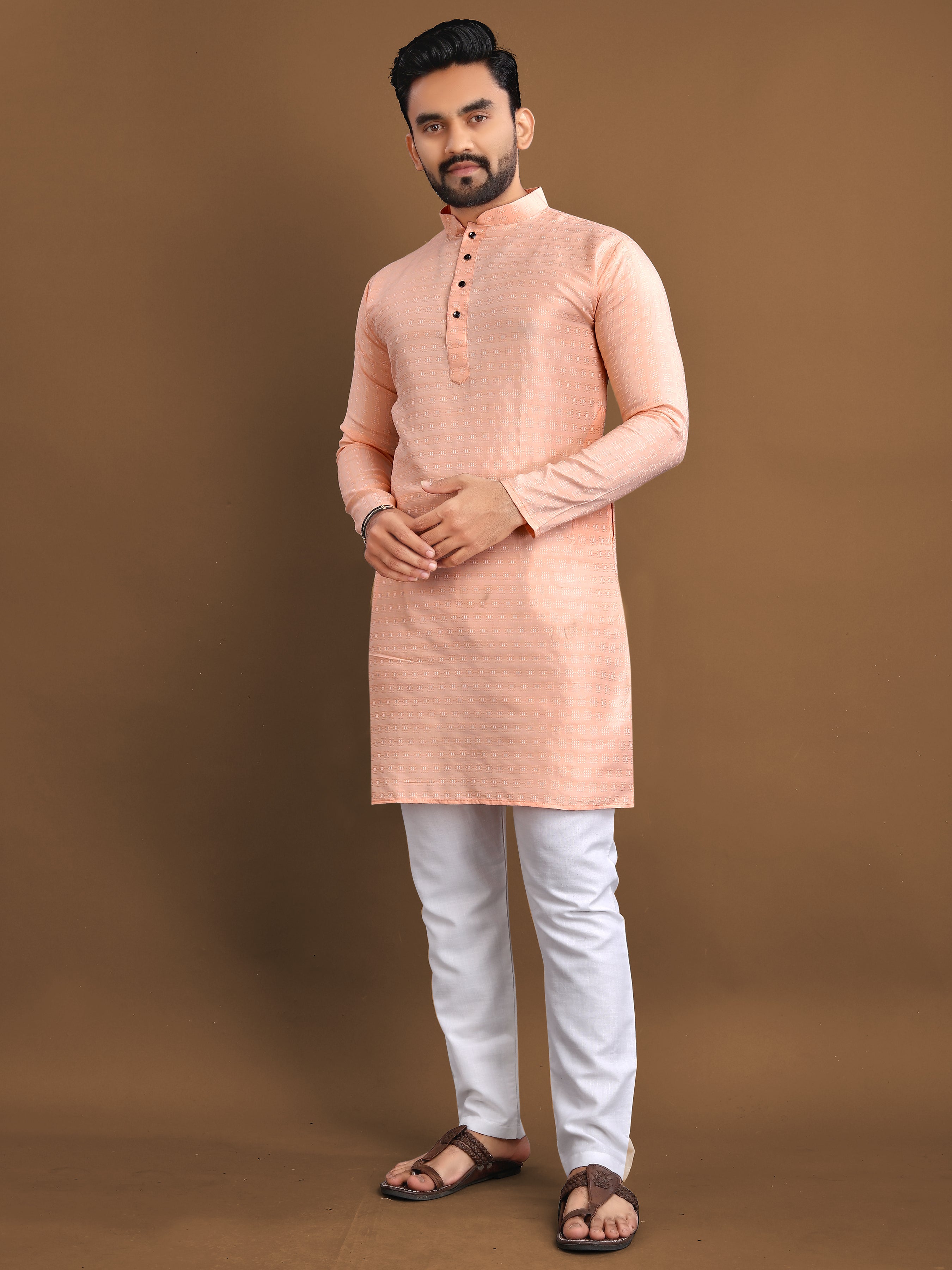 Men’s Jacquard Kurta with Self-Buti Peach