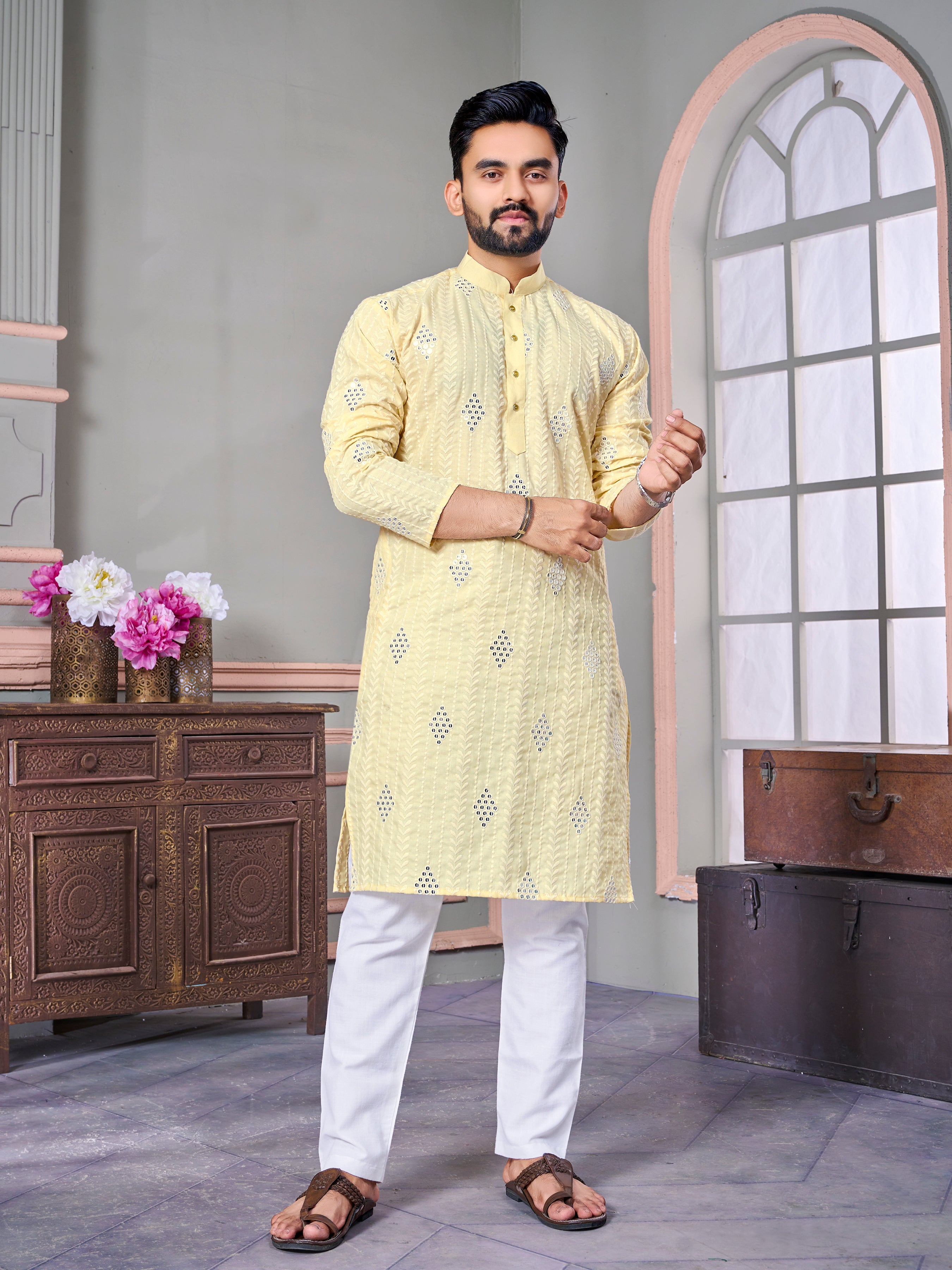 Van-Tara Luxe Linen Yellow Kurta