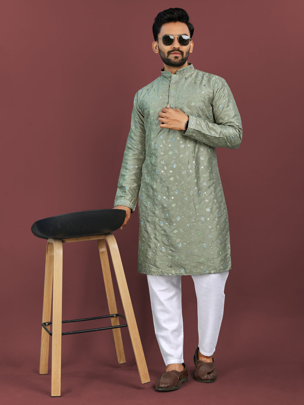 Men’s Multi-Colour Embroidery Kurta Mehandi