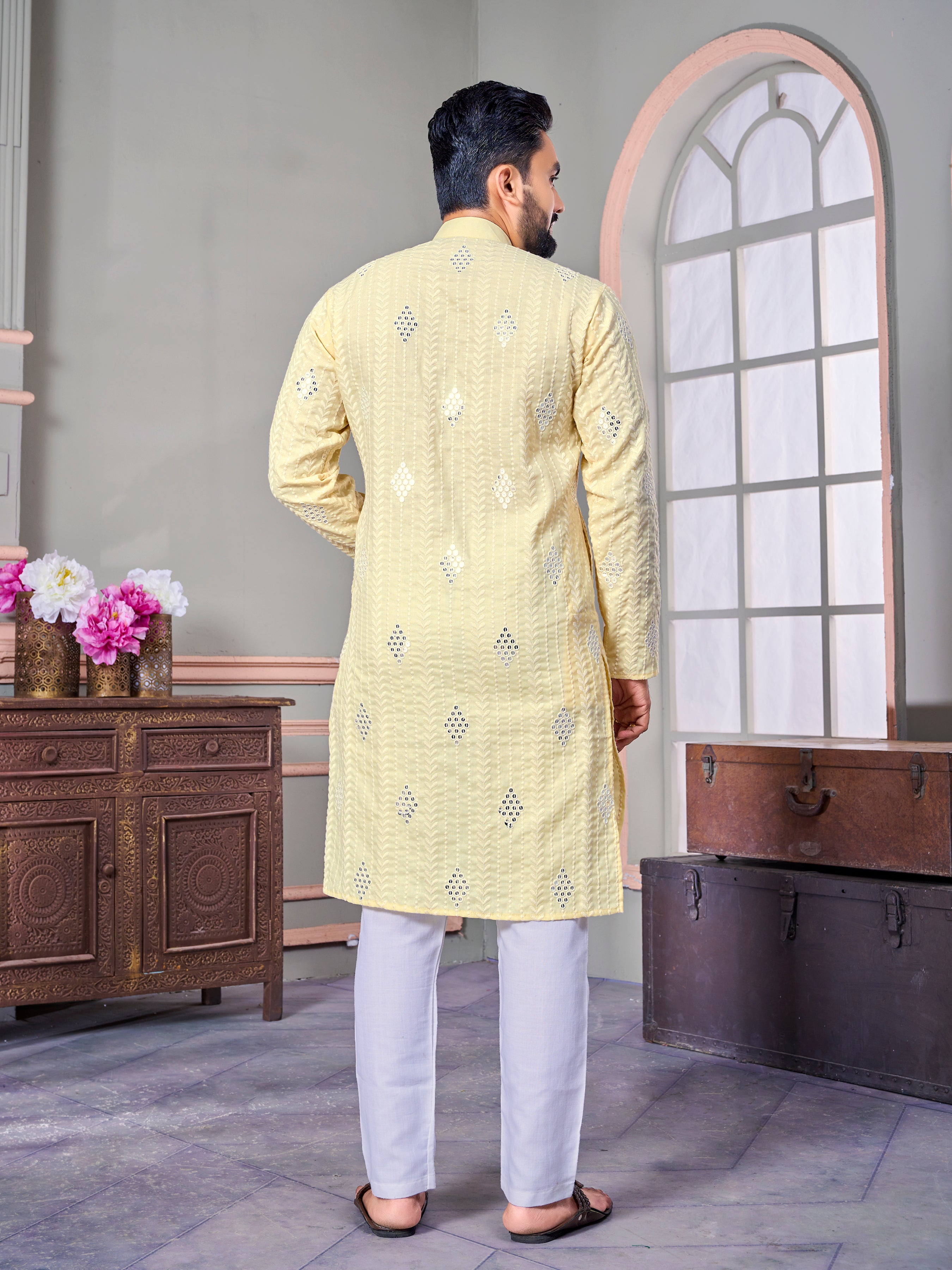 Van-Tara Luxe Linen Yellow Kurta