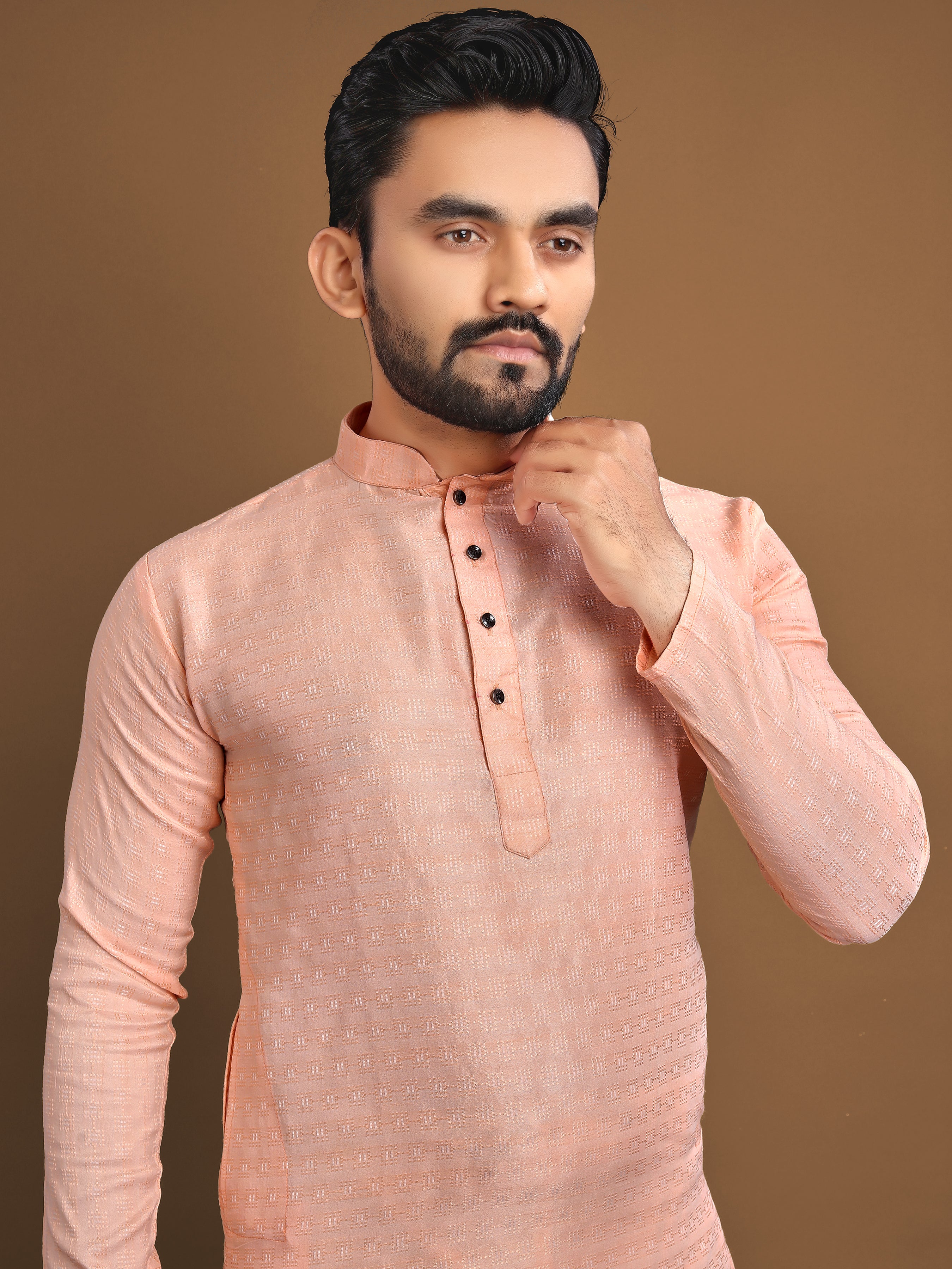 Men’s Jacquard Kurta with Self-Buti Peach
