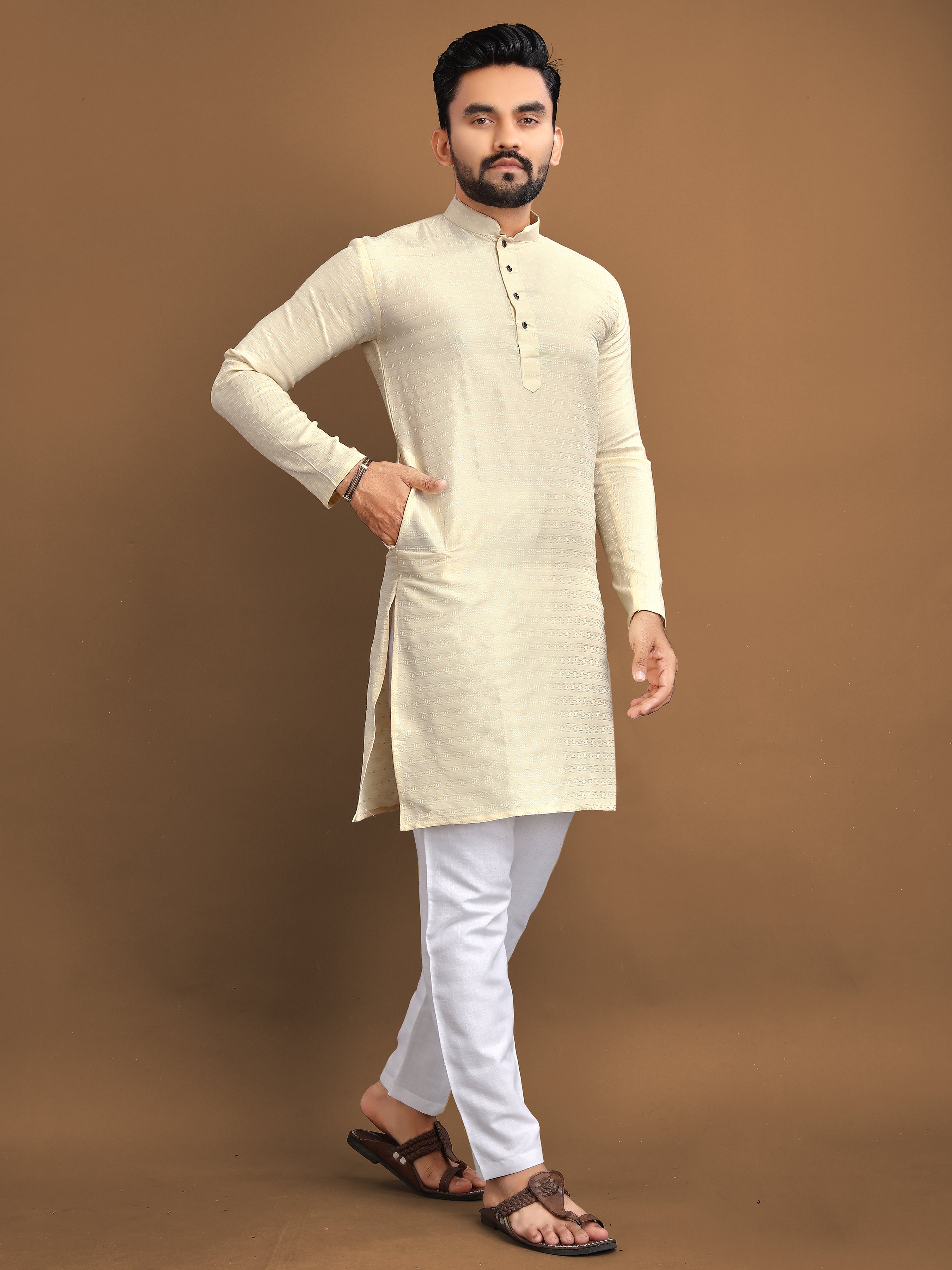 Men’s Jacquard Kurta with Self-Buti Cream