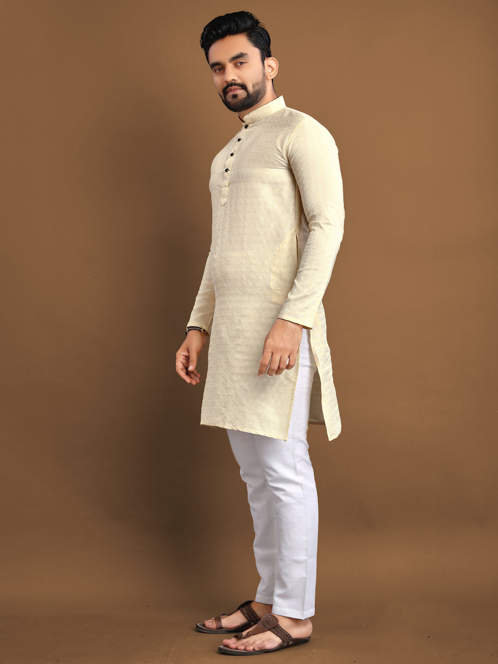 Men’s Jacquard Kurta with Self-Buti Cream