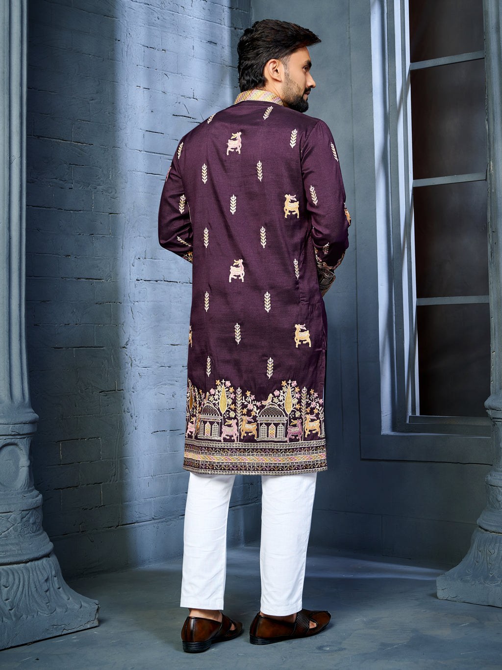 Men’s  Silk Kurta with Deer Embroidery Wine