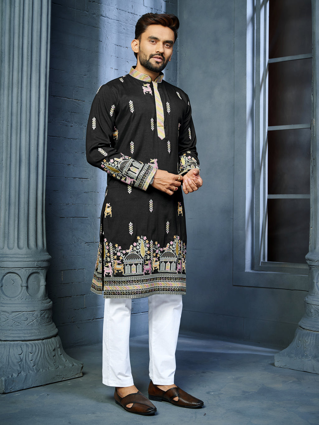 Men’s  Silk Kurta with Deer Embroidery Black