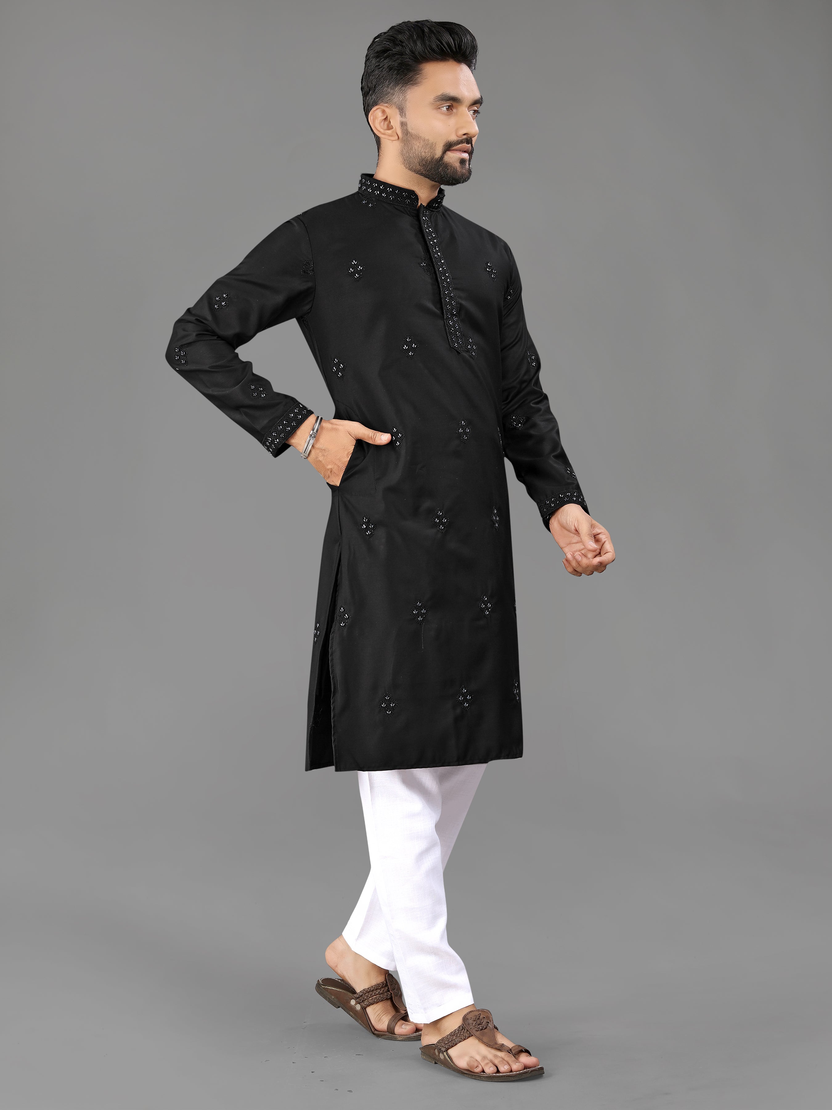 Men’s Val Moti Work Cotton Kurta Black