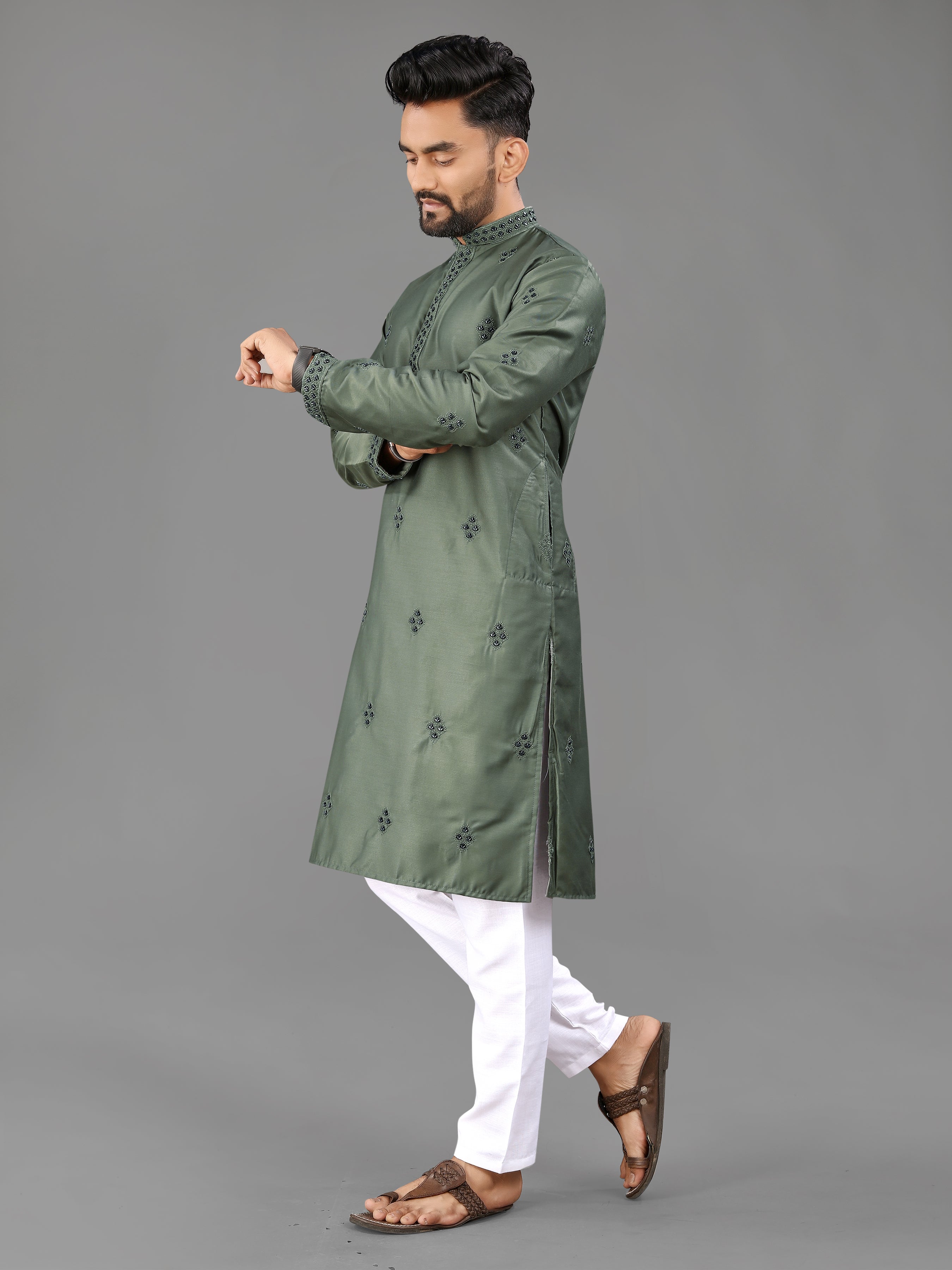 Men’s Val Moti Work Cotton Kurta Mahendi