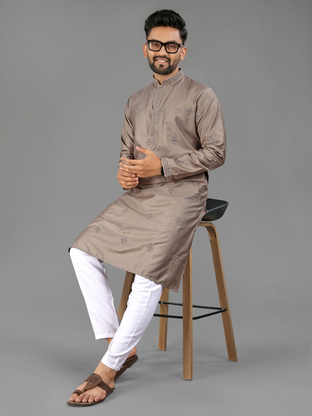Men’s Val Moti Work Cotton Kurta Mashroom Grey