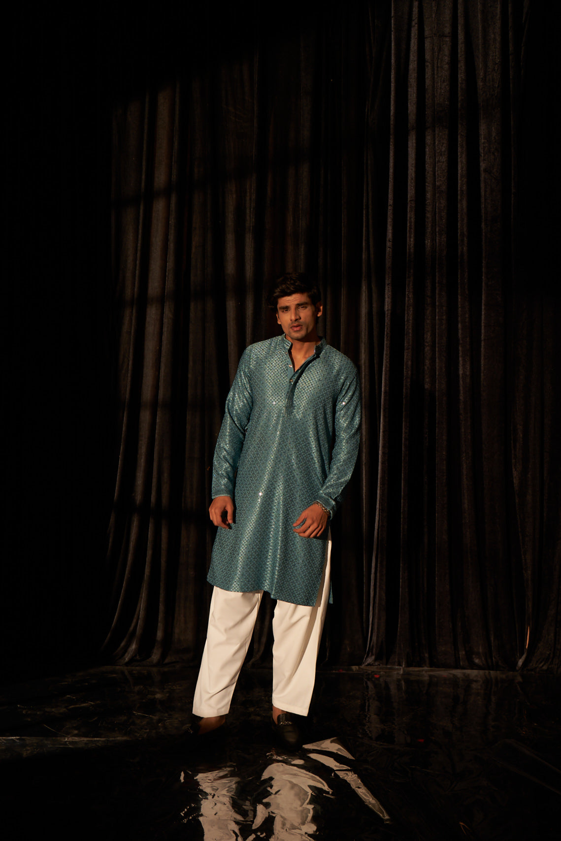 Men’s Chikankari Turquoise Kurta